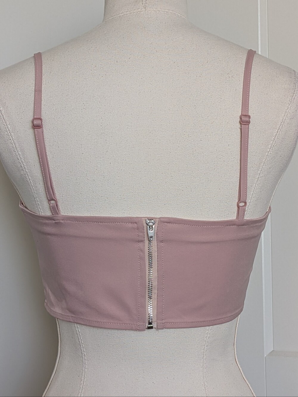 Shein Light Pink Heart Crop Tank Top XS - Picture 3 of 3